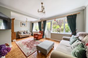 Photo 16- click for photo gallery